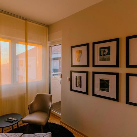 Nar Royalton Accommodation Ni 外观 照片