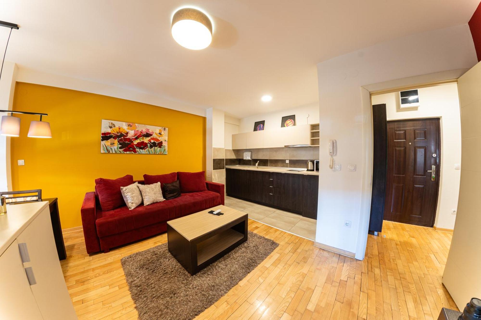 Nar Royalton Accommodation Ni 客房 照片