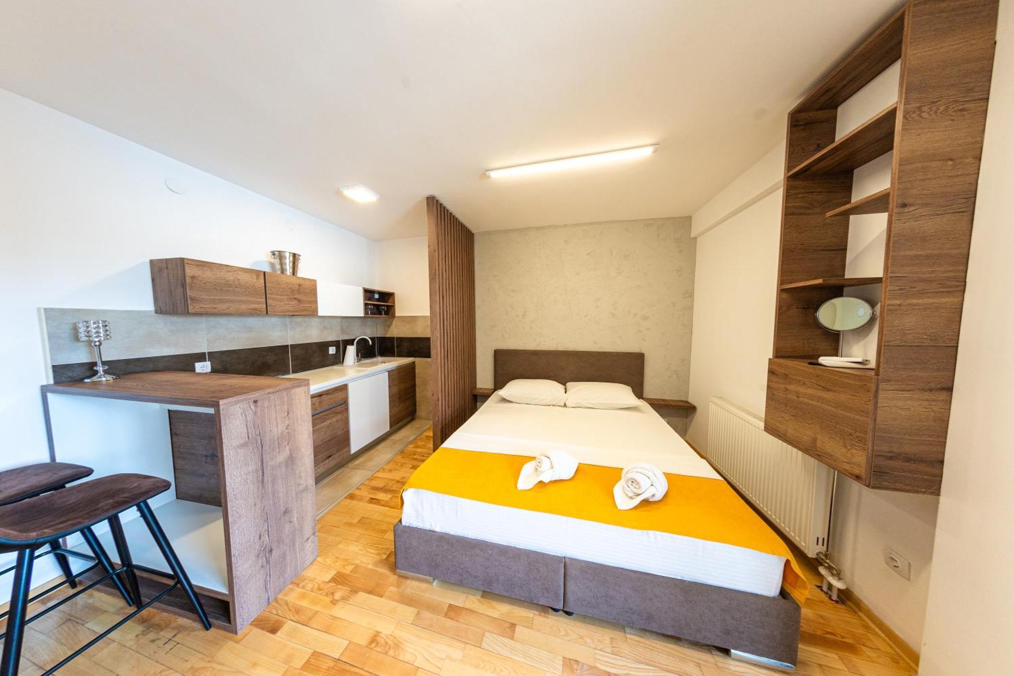 Nar Royalton Accommodation Ni 外观 照片
