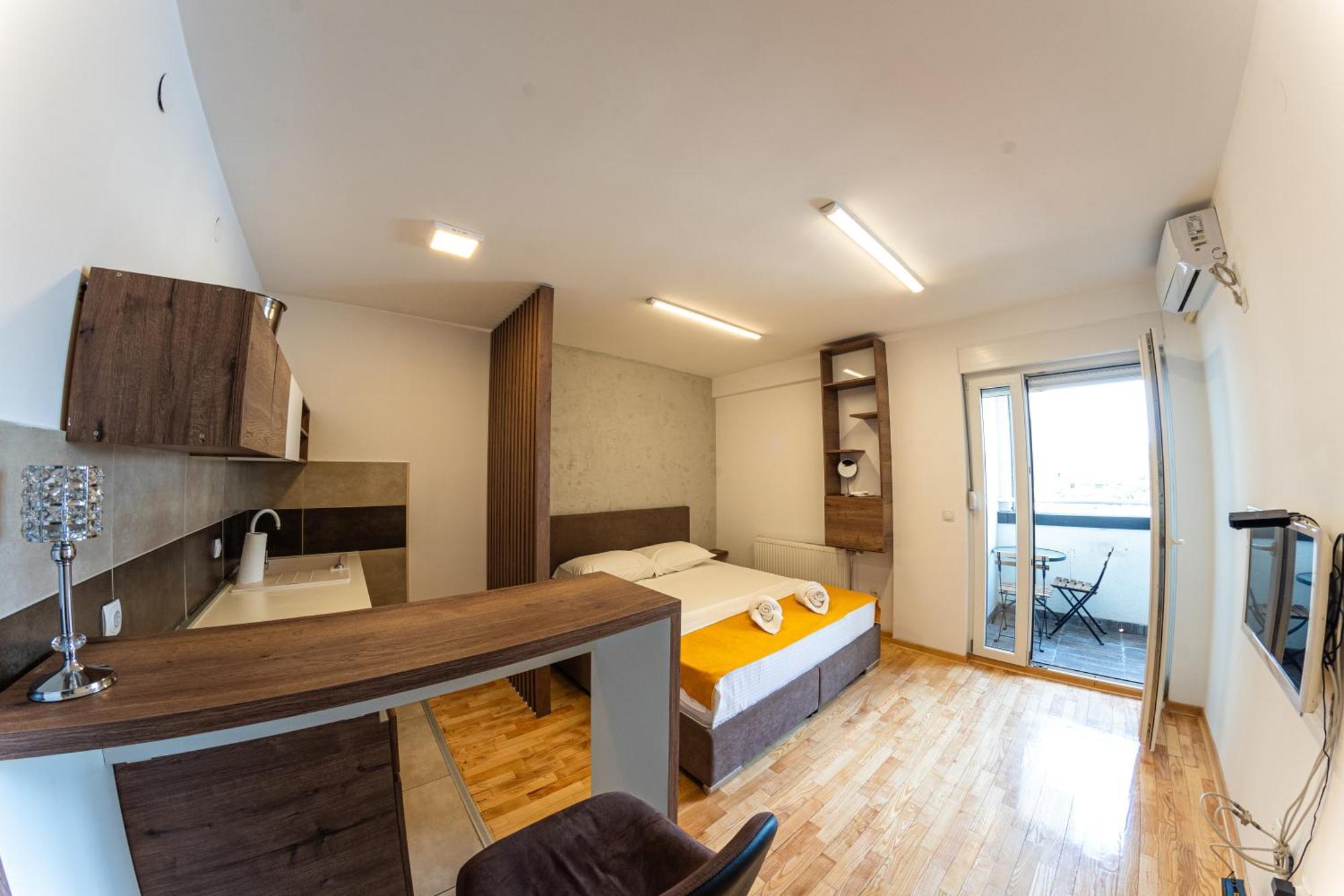 Nar Royalton Accommodation Ni 客房 照片