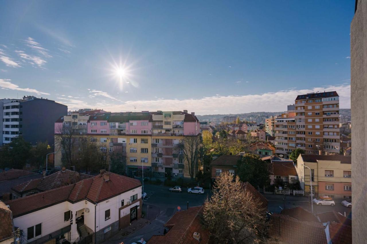 Nar Royalton Accommodation Ni 外观 照片